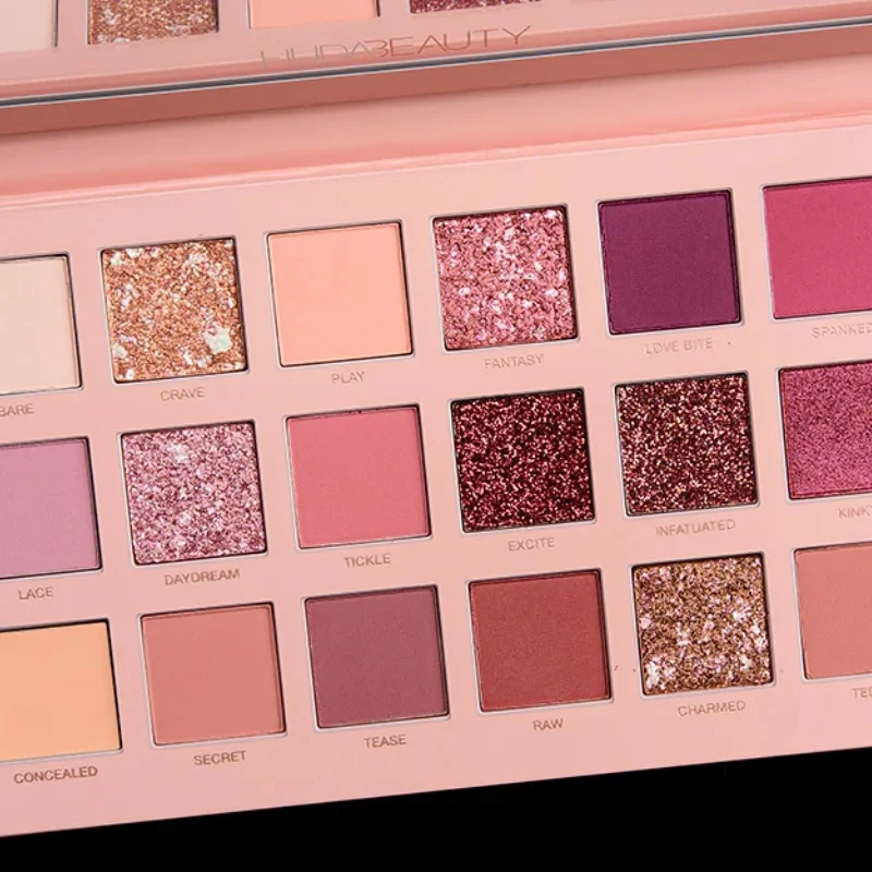 18 Colors Nude Eyeshadow Palette - Image 7